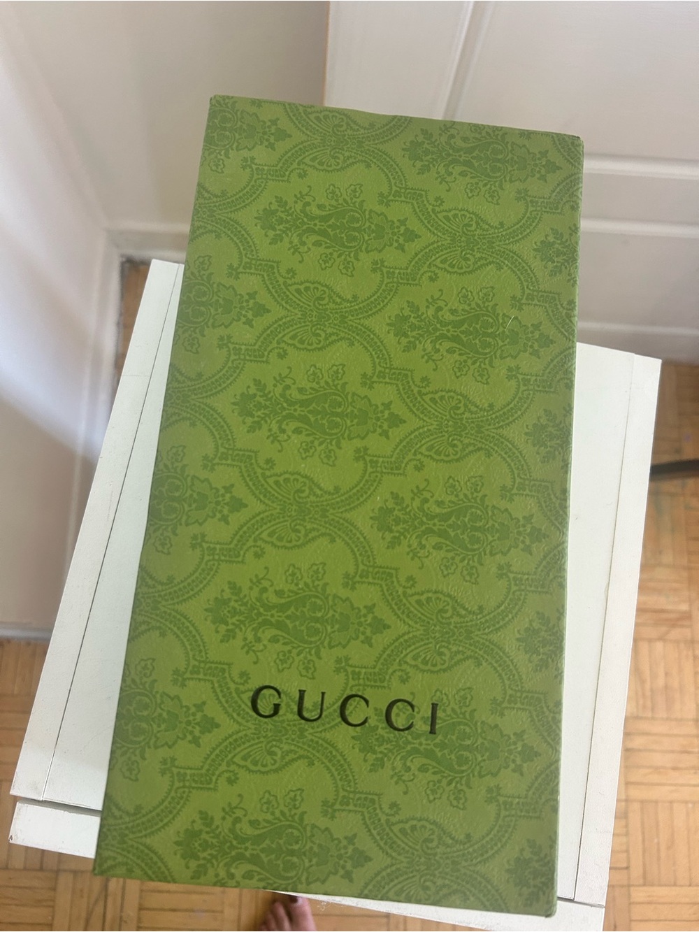 Gucci Green Patterned Shoe Box – 32 × 17 × 12 cm